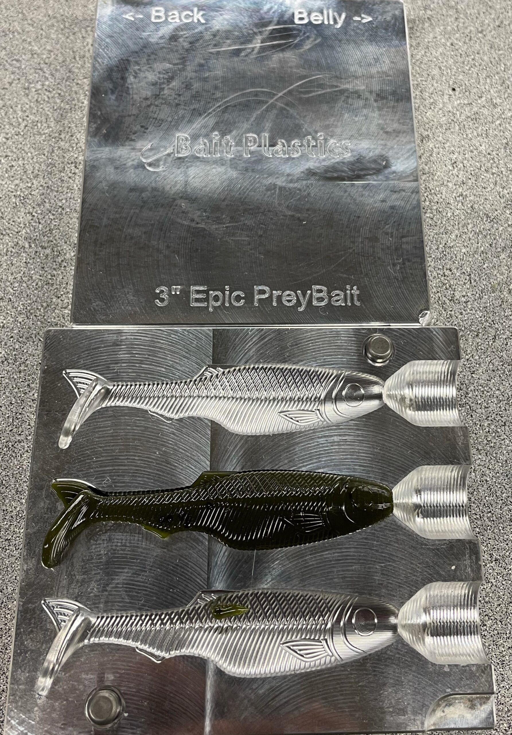 Aluminum Injection Soft Plastic Lure Multi-Cavity Mold for Fishing Beaver  Flipping Bait 4.2 (3 Cavities)